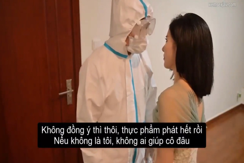 [Sex China Vietsub] gái xinh bị đói ngày dịch bệnh làm liều